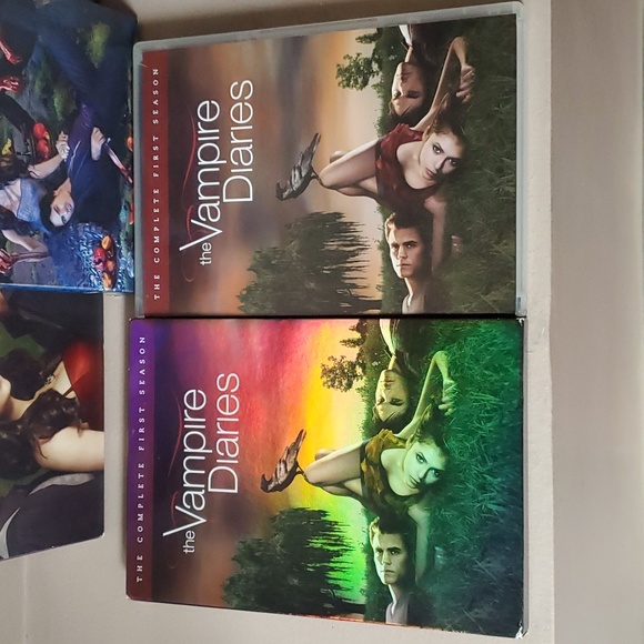 4 Seasons Of The Vampire Diaries - Picture 2 of 8